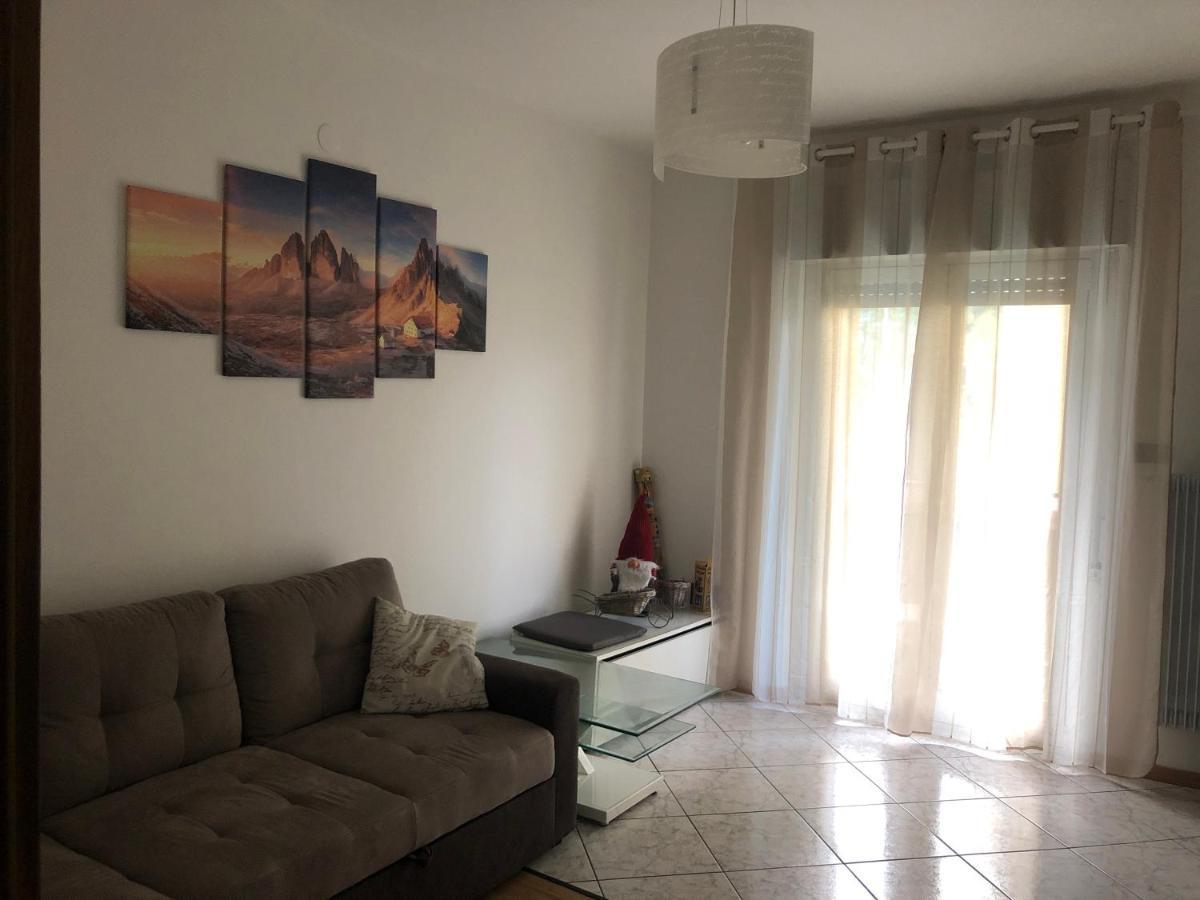 Casa Di Max - Private Room In Apartment With Shared Bathroom Free Parking Bozen Exterior foto